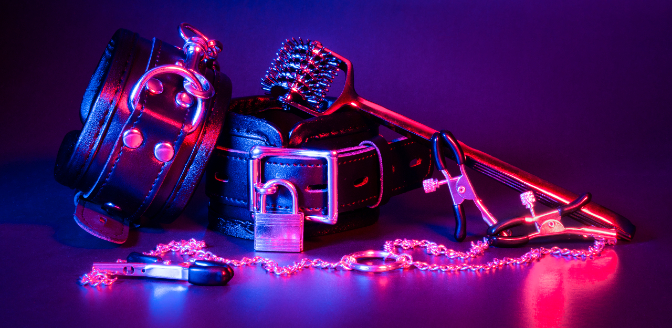 9 Kinky Masturbation Techniques
