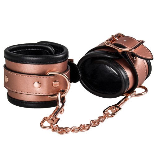 Bondara Sex Toys Blog - How to WOW in Your Boudoir Pics - 
Bondara Luxe Rose Gold Real Leather Handcuffs